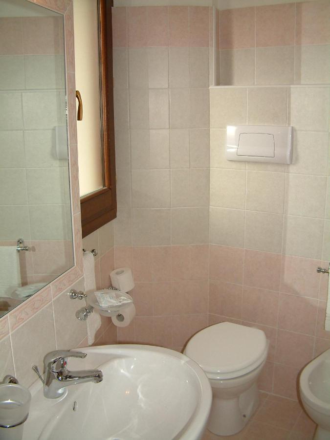 Scano Comfort Inn Santa Teresa Gallura Eksteriør bilde