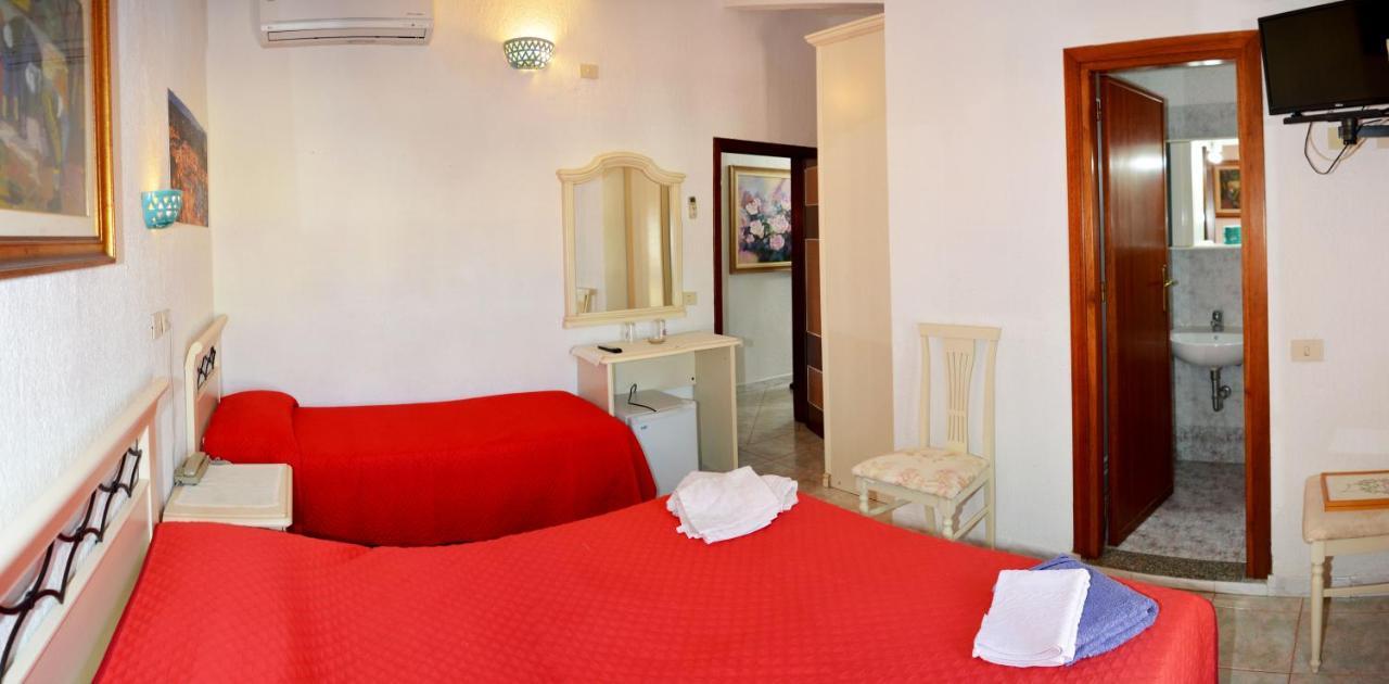 Scano Comfort Inn Santa Teresa Gallura Eksteriør bilde