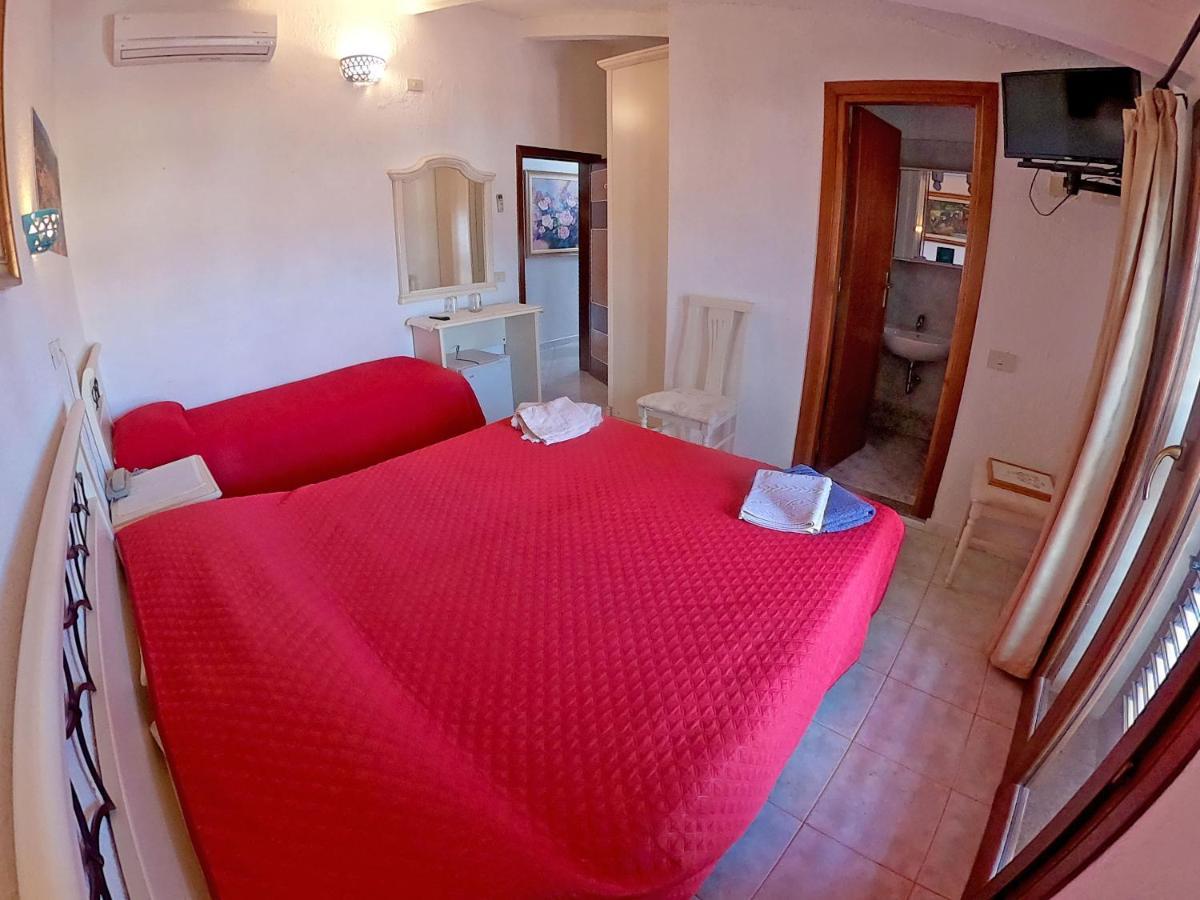Scano Comfort Inn Santa Teresa Gallura Eksteriør bilde