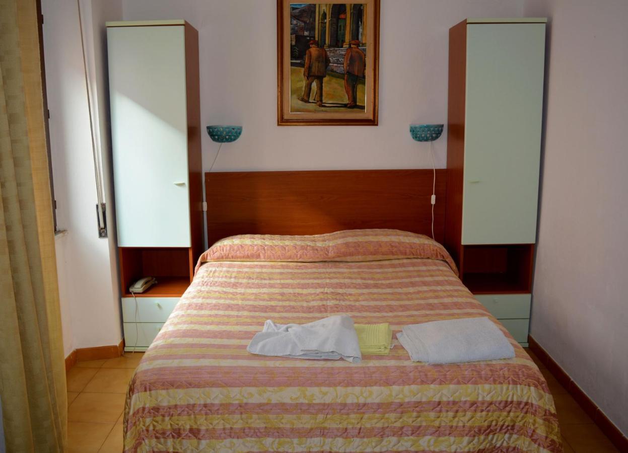 Scano Comfort Inn Santa Teresa Gallura Eksteriør bilde