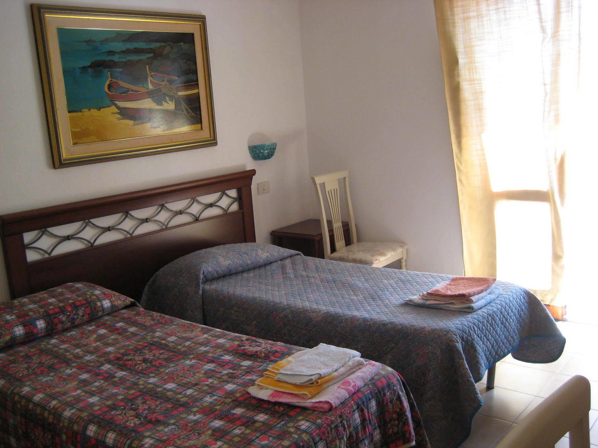 Scano Comfort Inn Santa Teresa Gallura Eksteriør bilde