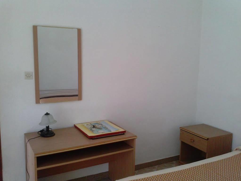 Scano Comfort Inn Santa Teresa Gallura Eksteriør bilde